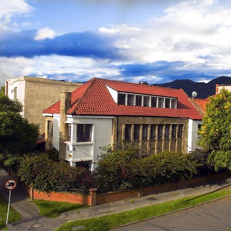 House For Groups - The Hostel Project Bogotá Kültér fotó